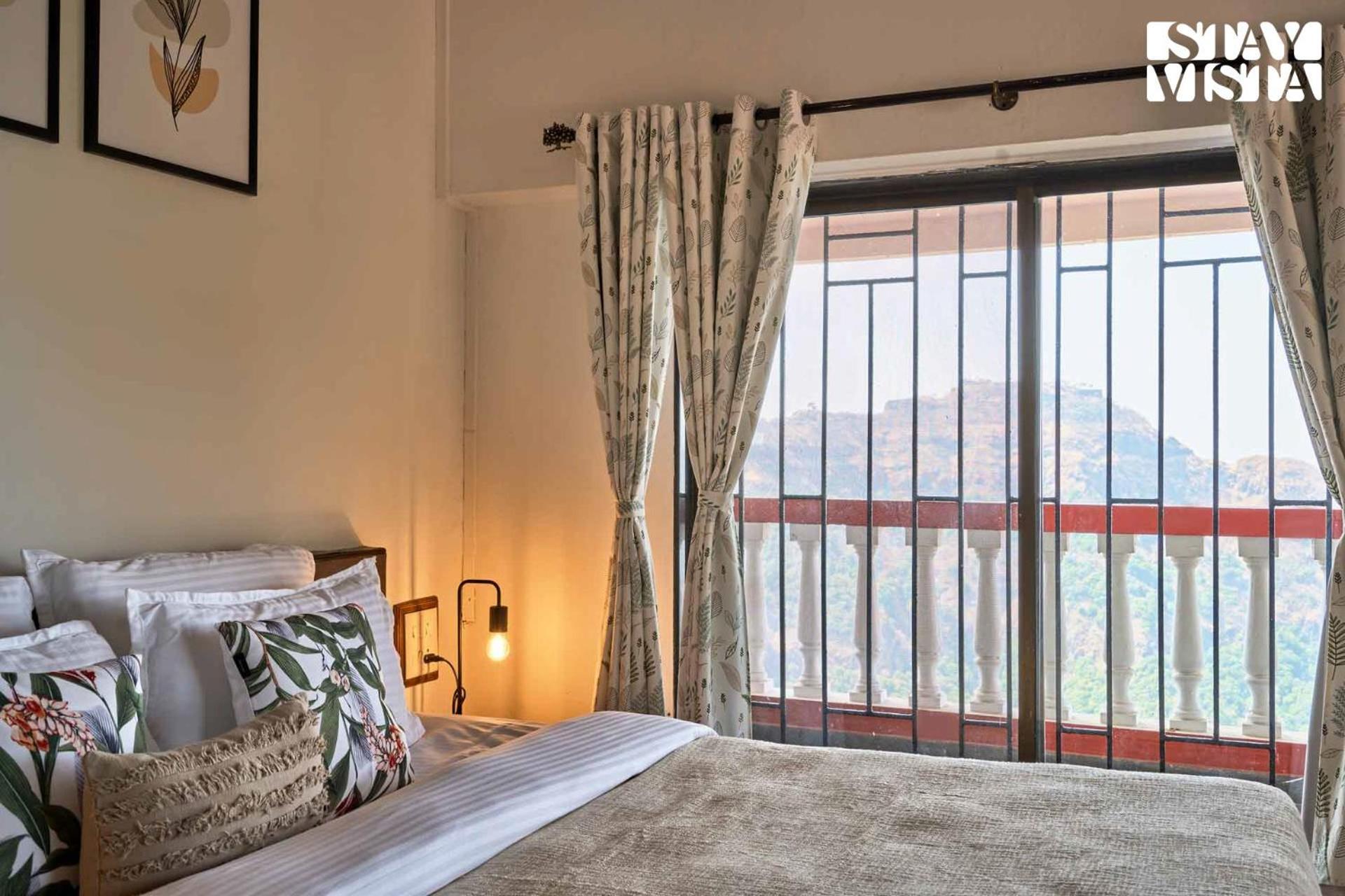 Stayvista At Cliffhanger Solitude With Balcony, Lawn 戈尔哈布尔 外观 照片