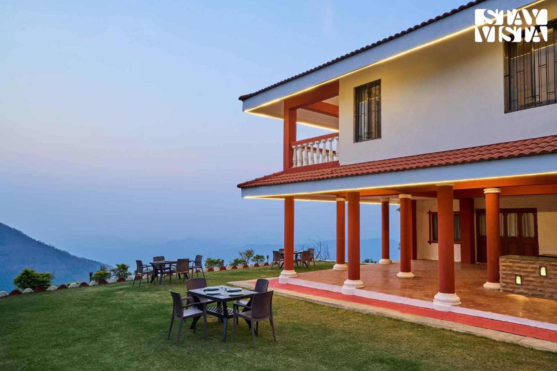 Stayvista At Cliffhanger Solitude With Balcony, Lawn 戈尔哈布尔 外观 照片